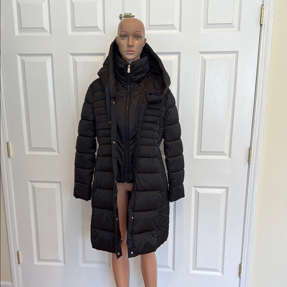 Tahari Black Quilted Puffer Coat with High Neck